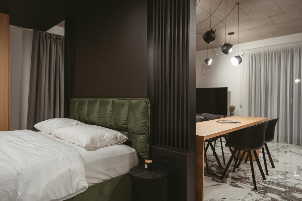 26Bricks Luxury Suites Oradea Dış mekan fotoğraf