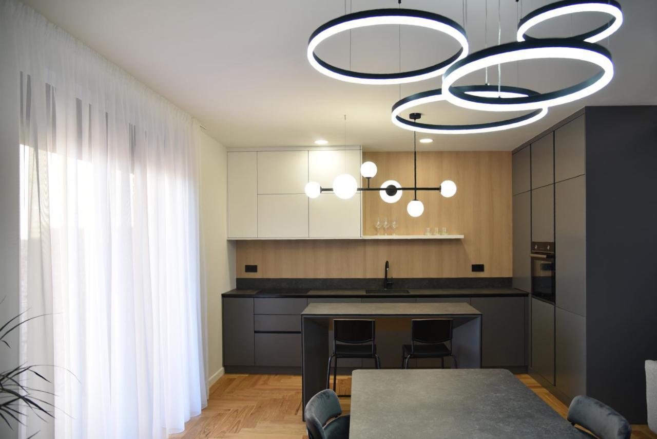26Bricks Luxury Suites Oradea Dış mekan fotoğraf