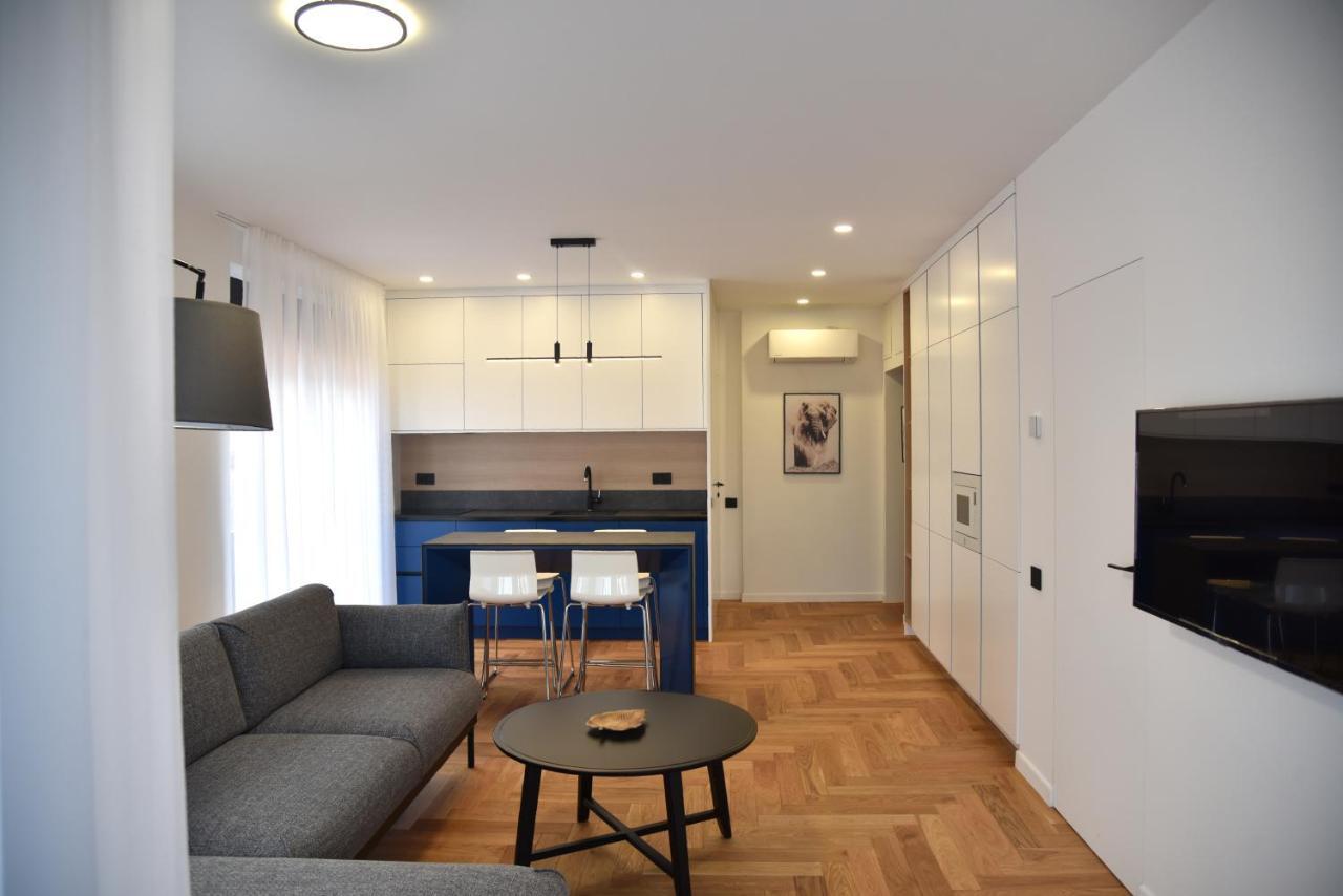 26Bricks Luxury Suites Oradea Dış mekan fotoğraf