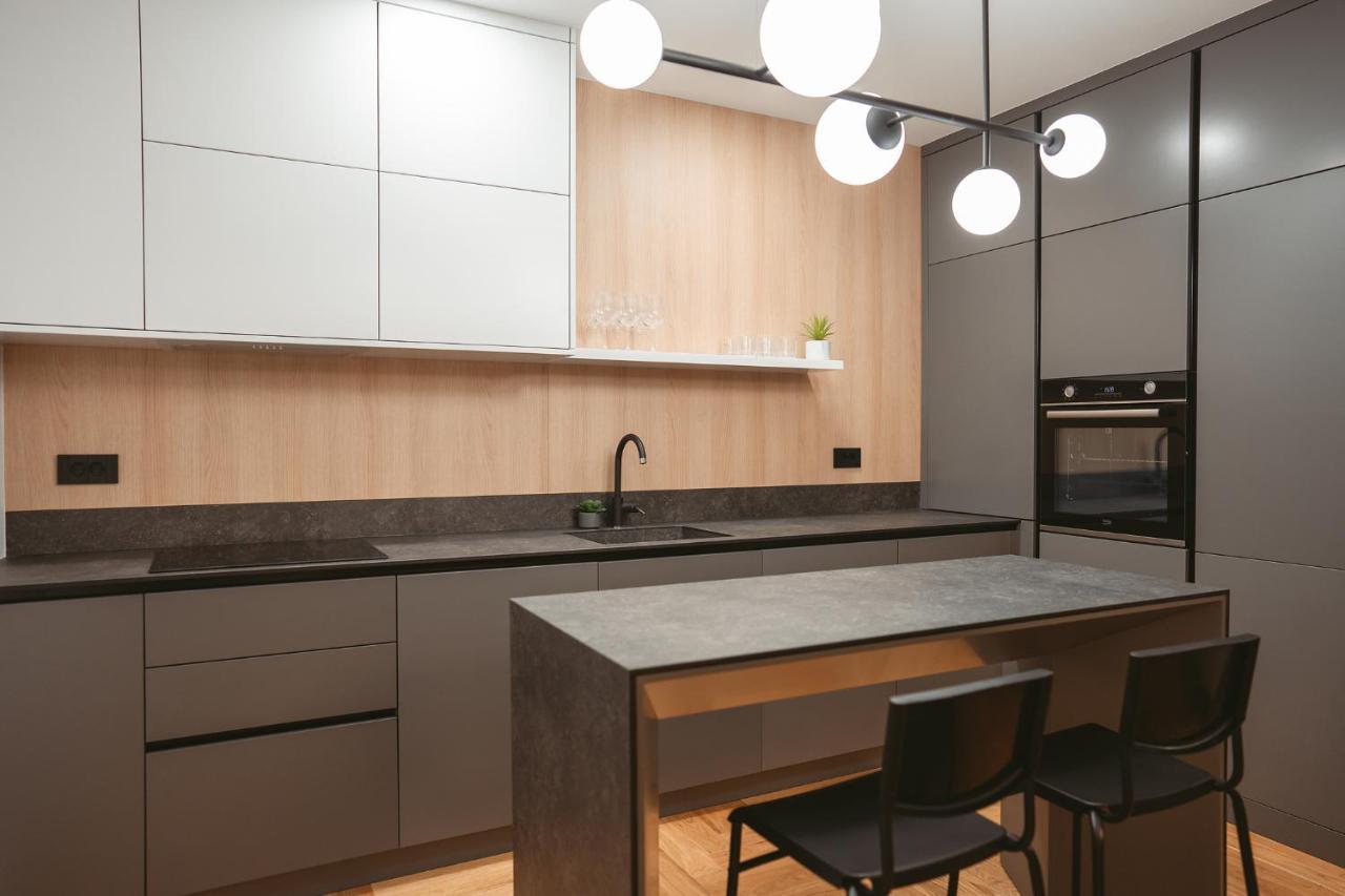 26Bricks Luxury Suites Oradea Dış mekan fotoğraf