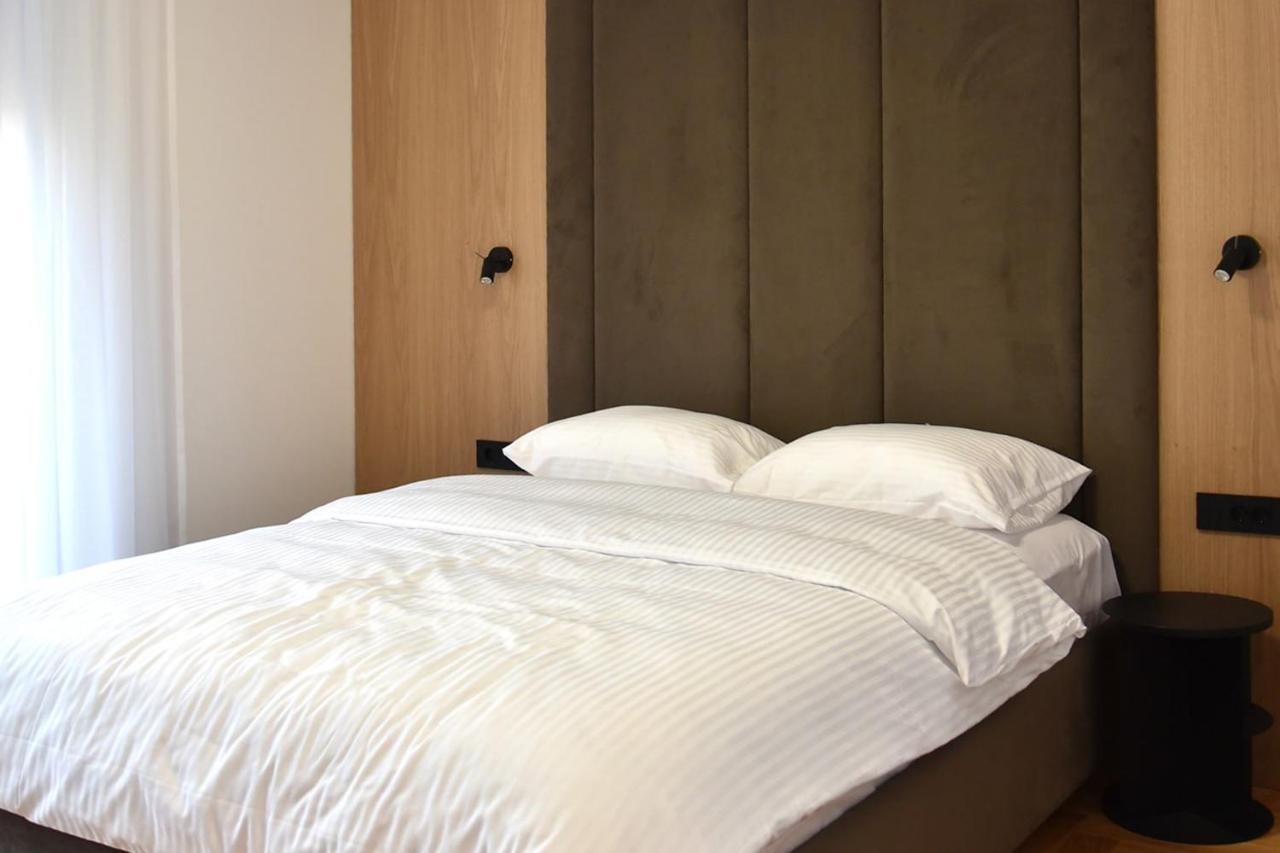 26Bricks Luxury Suites Oradea Dış mekan fotoğraf