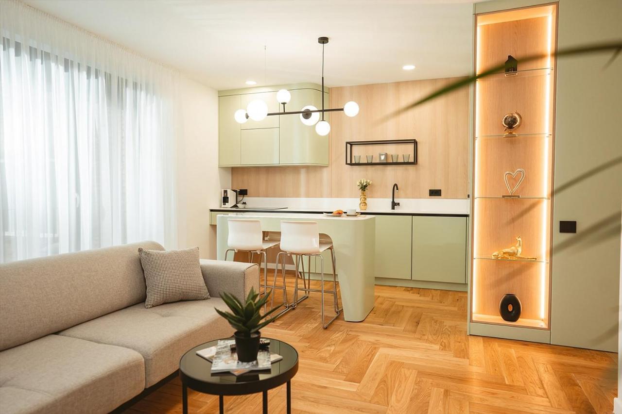 26Bricks Luxury Suites Oradea Dış mekan fotoğraf