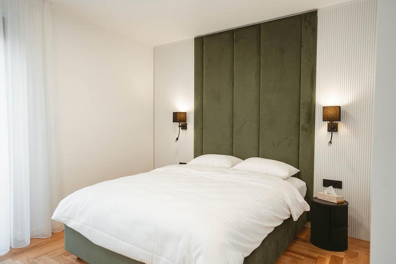 26Bricks Luxury Suites Oradea Dış mekan fotoğraf