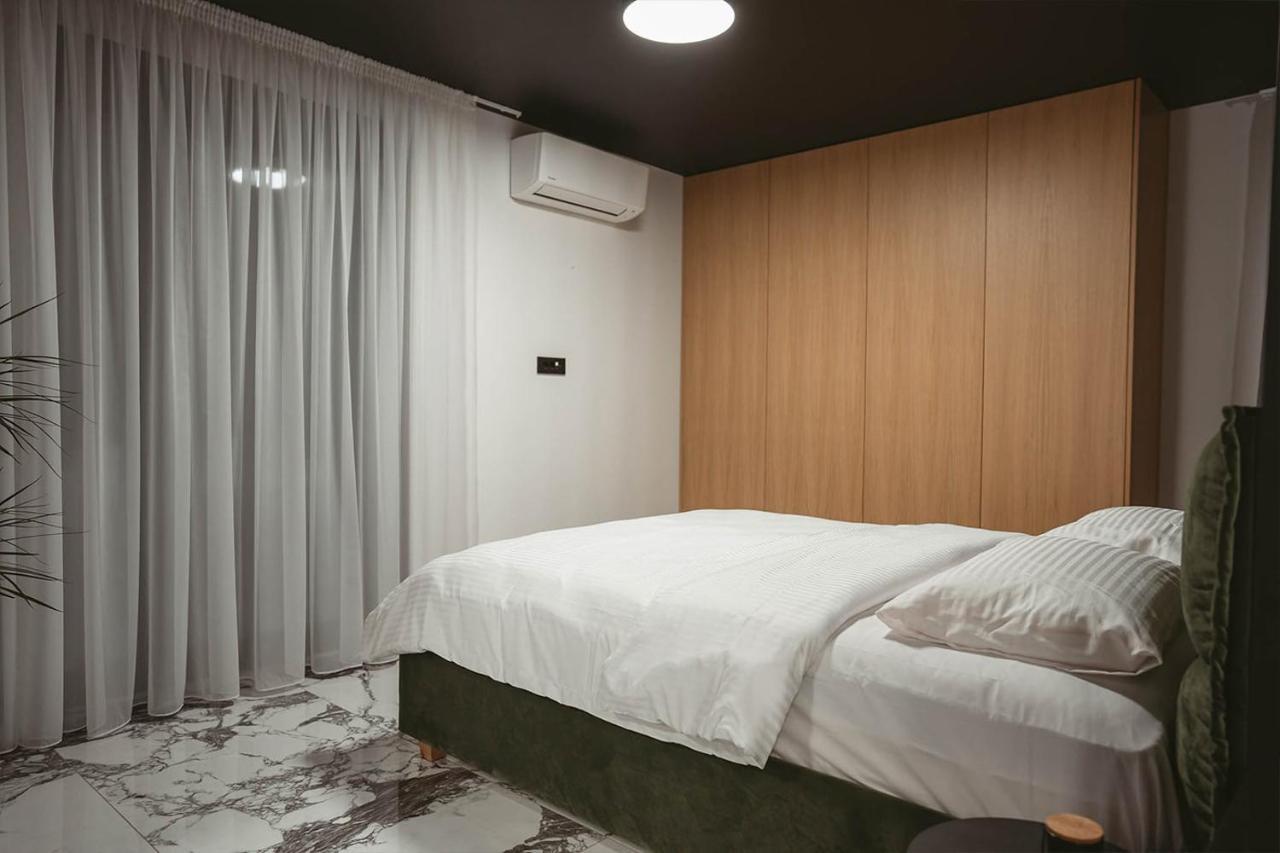 26Bricks Luxury Suites Oradea Dış mekan fotoğraf