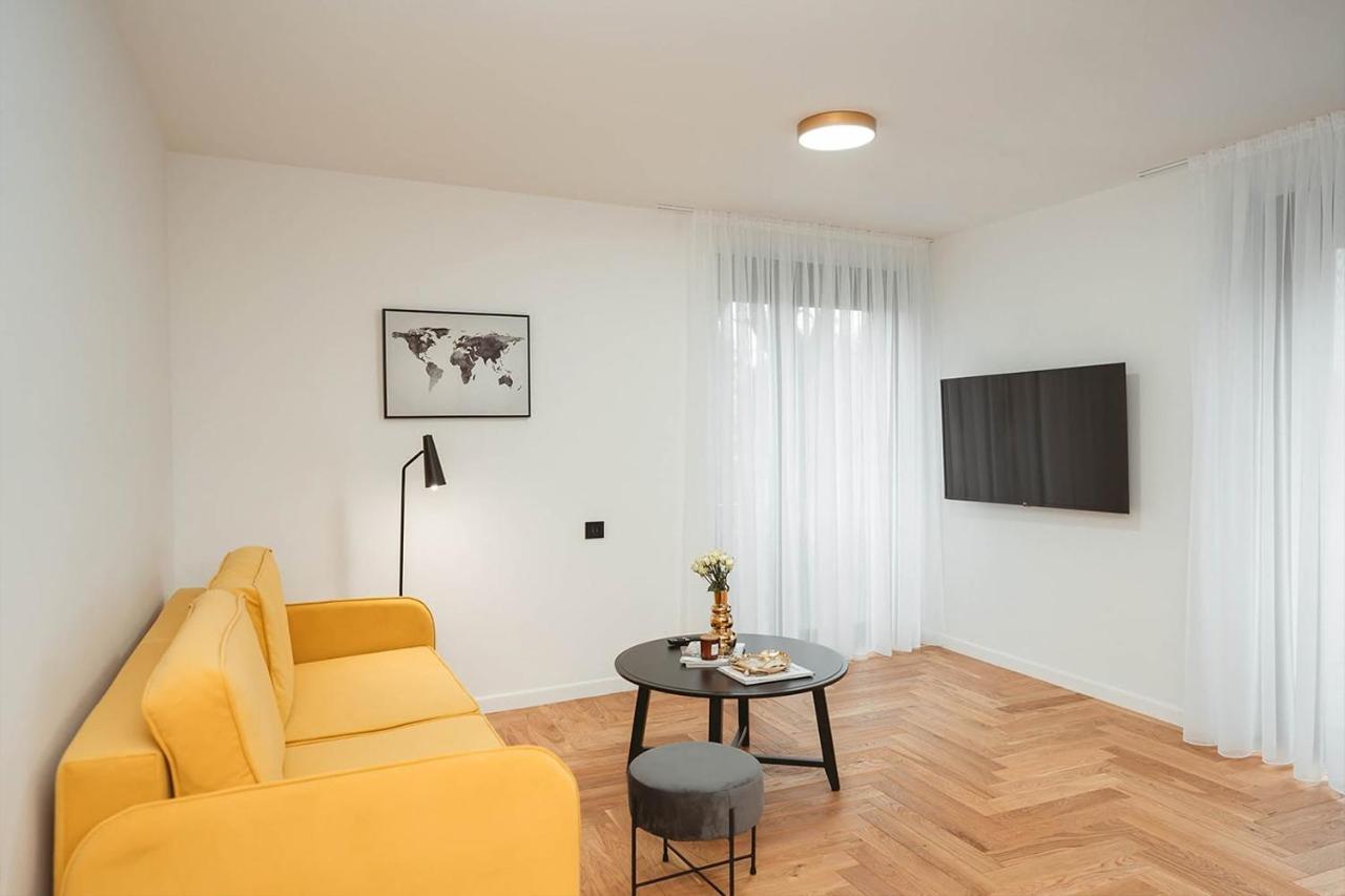 26Bricks Luxury Suites Oradea Dış mekan fotoğraf