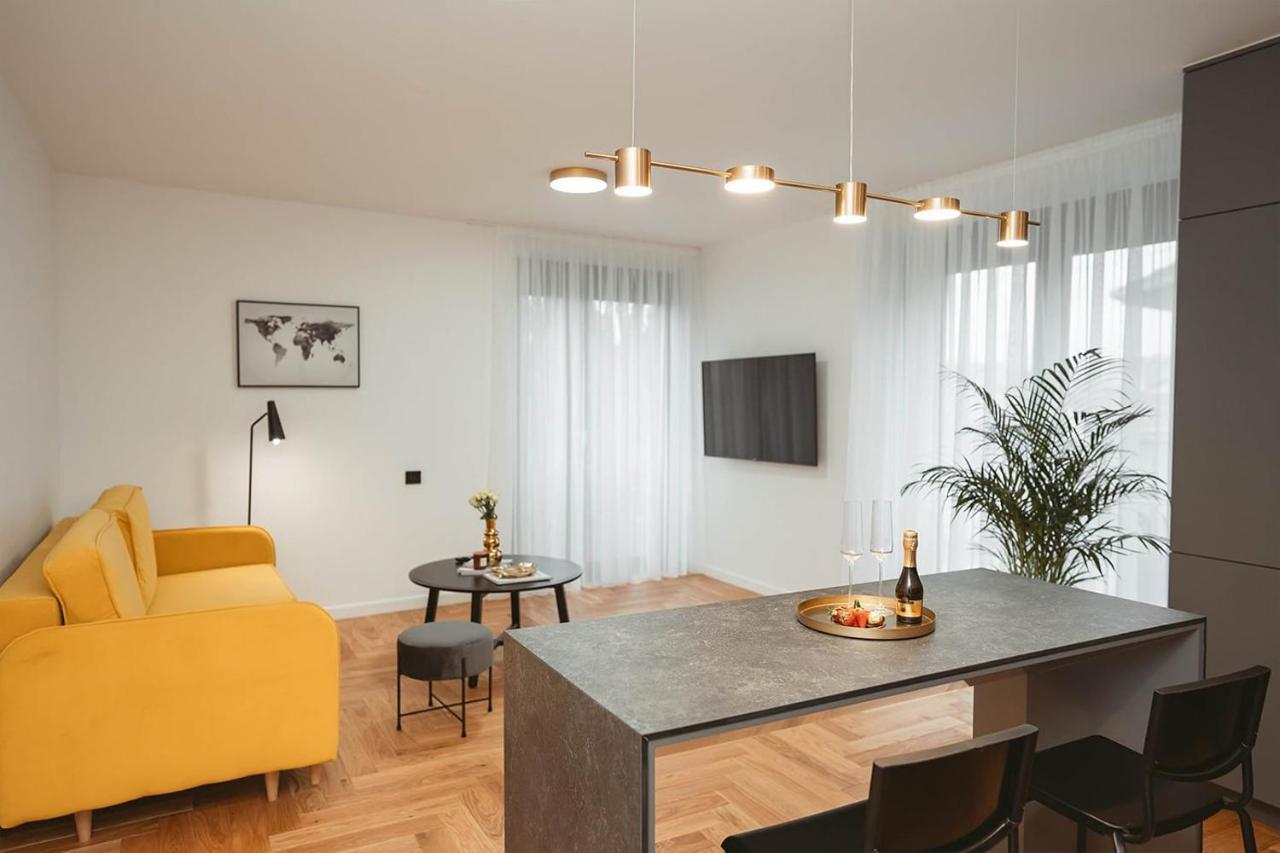 26Bricks Luxury Suites Oradea Dış mekan fotoğraf