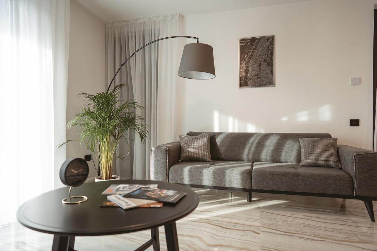 26Bricks Luxury Suites Oradea Dış mekan fotoğraf